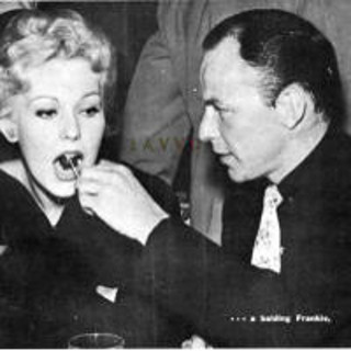 LAVVD Prod. T�Neal & ColdHendrix 